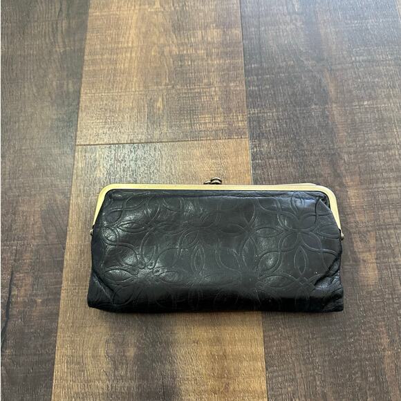 Hobo Lauren Black Emboss Clutch Leather Wallet - Picture 1 of 8